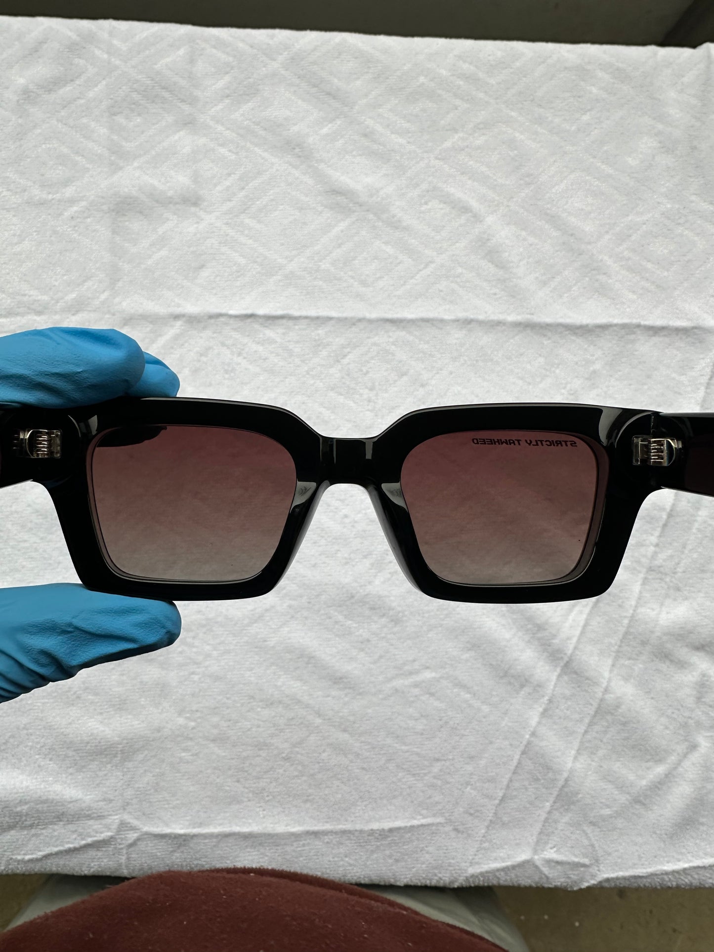 Akhirah Black Sunglasses