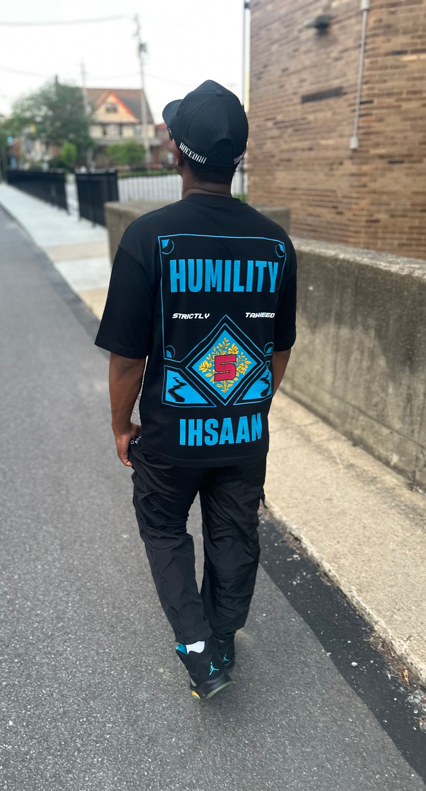 Khushoo’ Tee