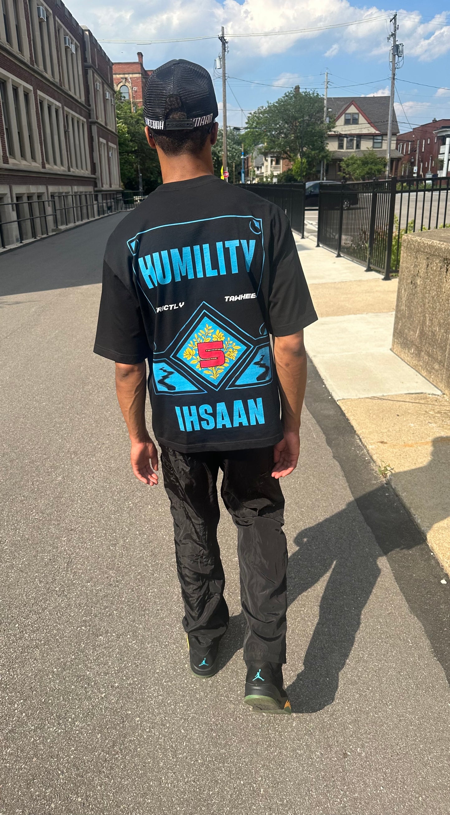 Khushoo’ Tee