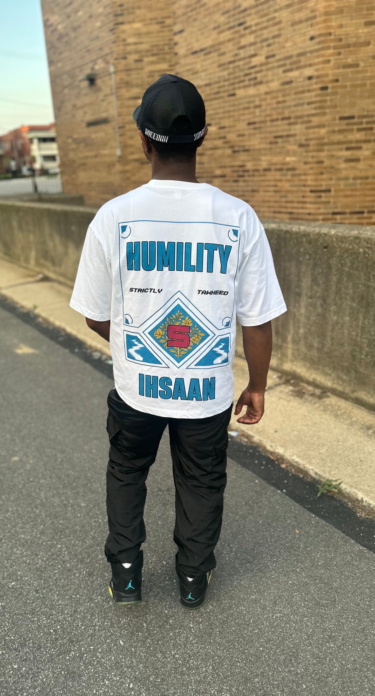 Khushoo’ Tee