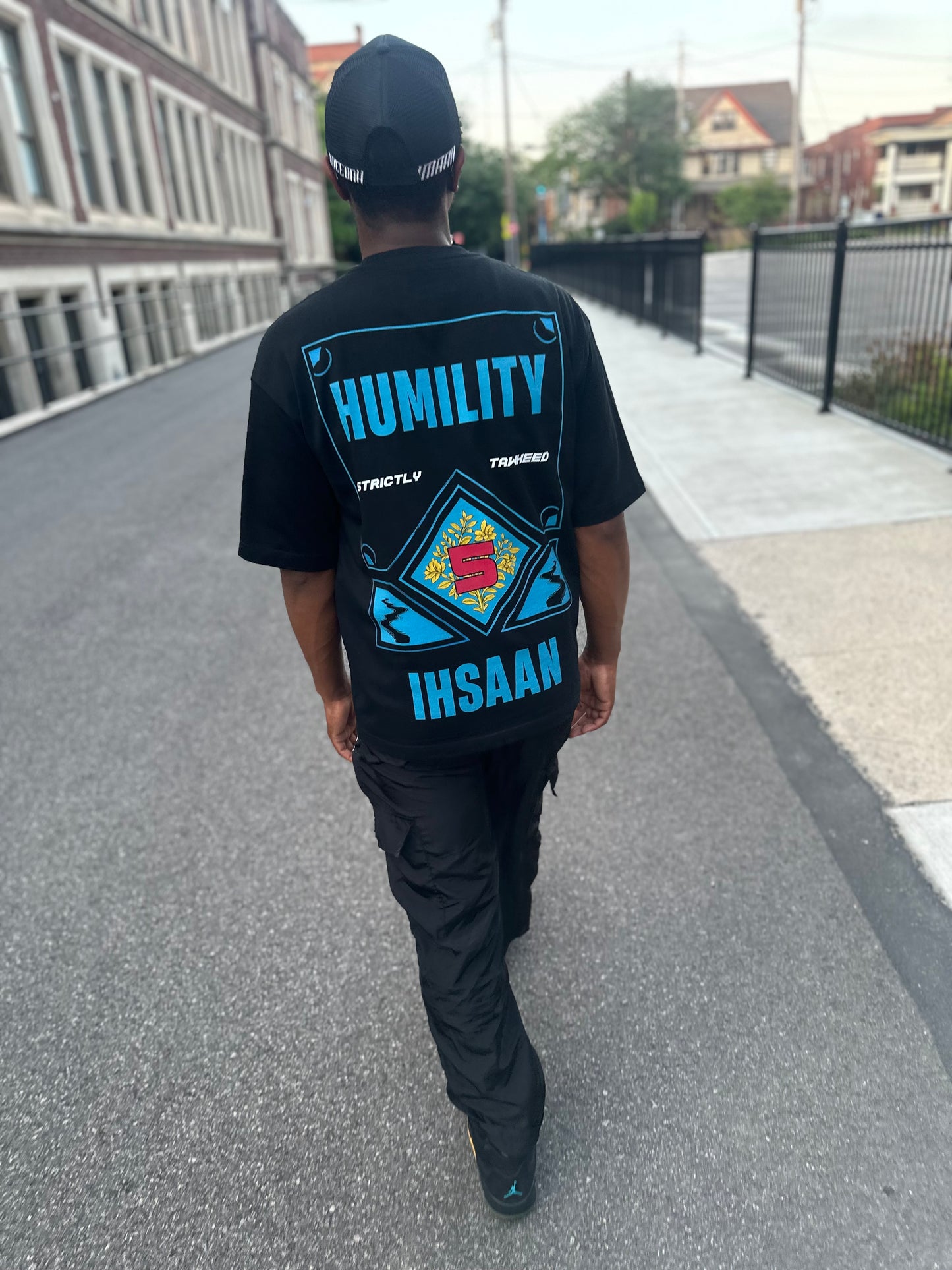 Khushoo’ Tee